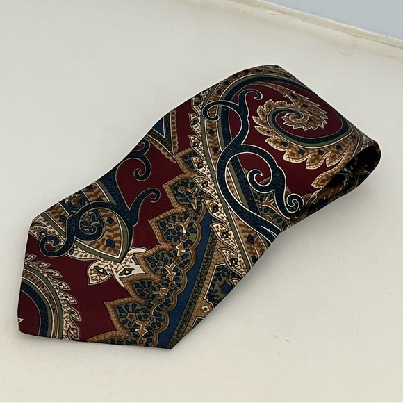 Vintage Harve Benard Busy Ornate Floral Silk Tie Made In USA - Picture 1 of 10